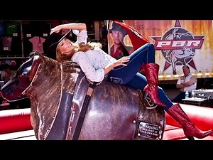 ♉ Cowgirl Mechanical Bull-Riding 🐮 #FAILS at the Houston Rodeo, Texas 🐂