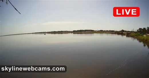Live Cam Lake Retba - Senegal | SkylineWebcams