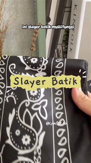 Eh stop! Ini slayer batik multifungsi! Satu item, banyak fungsi—bandana, scarf, masker, handband, semua bisa! Bahannya katun halus, adem, nggak bikin gatel. Dicuci berkali-kali? Warnanya tetap awet, nggak luntur! Praktis, keren, kepake tiap hari. Buruan klik keranjang #fyp #ootd #slayer #bandanabatik
