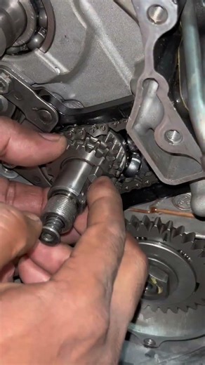 esurrecting an icon. When alignment is everything #mechanic #shortvideo #viral #usa #viralvideo #