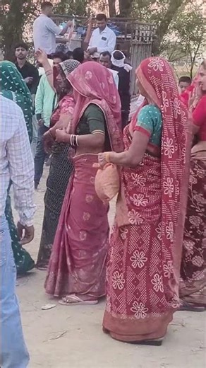 dehati naach// भाभी जी का तड़का डांस // नई नवेली भाभी का धांसू डांस