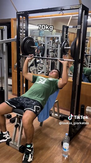 Chest Workout Techniques: 2001 vs 2008 Comparison