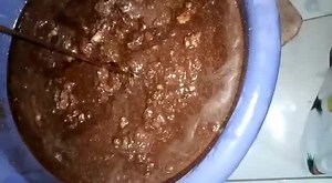 Bonjour famille juste vous rassurer le livreur se porte bien il avait fais tomber son portable Concernant les expédition ya des dames qui sont très méchantes aller parler mal à l'assistante parce qu'elle non pas reçu leur code Ici la je n'es jamain anarque quelqu'un nous toute on était inquiète affaire de livraison la ces pas facile il pleut main il sorte livre à cause de la fête la toute les gares son chargé quand il vont fais les expédition même personne ne les regarde dans la vie soyer indulg