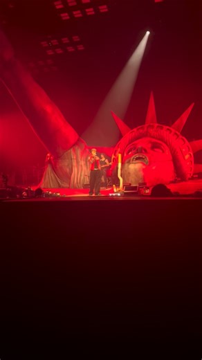 mgkconcerts | we love @machinegunkelly speeches at shows!! —— #mgk #machinegunkelly #mgkconcerts #lostamericanatour #explorepage | Instagram