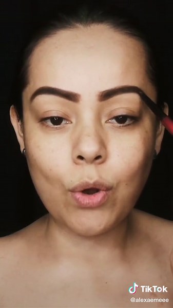 Tutorial de Maquillaje de Maléfica para Halloween