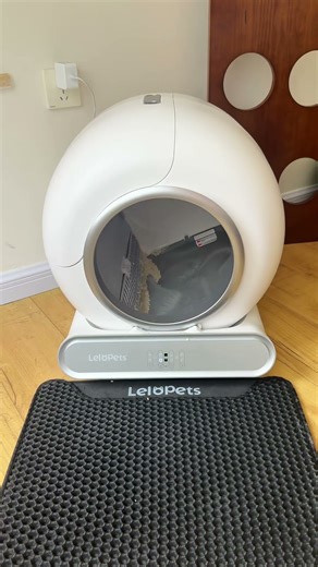 Now she can’t stop using this… 🥰 #LeloPets #automaticlitterbox #catlitterbox #smartlitterbox