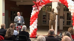 Forever on the Hill: Travis Hudson statue unveiled outside of Diddle Arena - WNKY News 40 Television