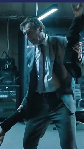 UZMOVIYTV on Instagram: "UzmoviyTv☘️(#kino kodi: 501)☘️ Tesla Cybertruck - bu Tesla, Inc tomonidan taqdim etilgan to’liq elektr, akkumulyatorli engil yuk mashinasi. Bu erda uning asosiy xususiyatlari va spetsifikatsiyasining to’liq ko’rinishi: Tesla Cybertruck haqida umumiy ma’lumot Strukturada dizayn • Tashqi ko’rinish: cybershrak o’ziga xos xususiyatga ega, chidamlilik va yo’lovchilarni himoya qilish uchun burchakli zanglamaydigan po’latdan yasalgan ekzoskelet dizayni. U juda qattiq 30X zangla