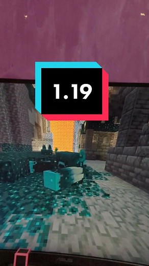 Exploring the Deep Dark in Minecraft 1.19