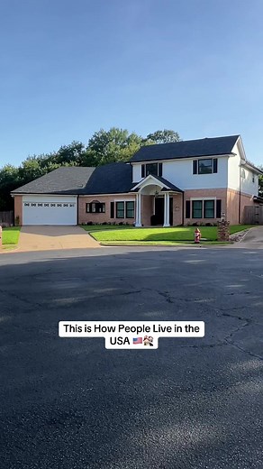 Explore Life in the USA: Culture and Everyday Living
