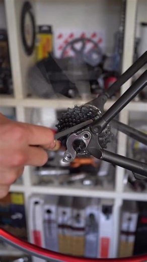 Revolutionary Hubs from White Industries for Fixed Gear Bikes