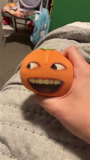 Annoying Orange🍊How to decorate a Christmas Tree #angrybirdscohen