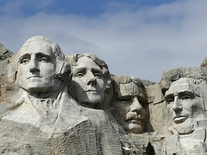 WATCH: President Trump hosts Mount Rushmore fireworks show - WTOP News