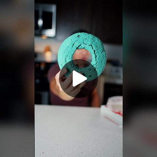 Giant Fruit Loop. #mschf #review #foodie #foodtiktok #foodreview #cereal