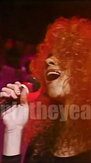 Mariah Carey’s first ever LIVE performance