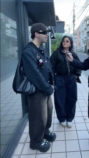 Japanese people wear skinny jeans a lot?#tokyo #japantravel #streetinterview #英語 #japanese