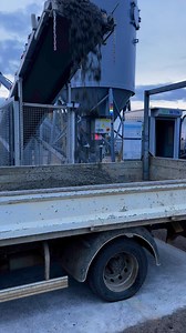 1 er client de la journée avec 1m3 en 350kg saturé en eau. Merci à eux 😊 | TP Concept