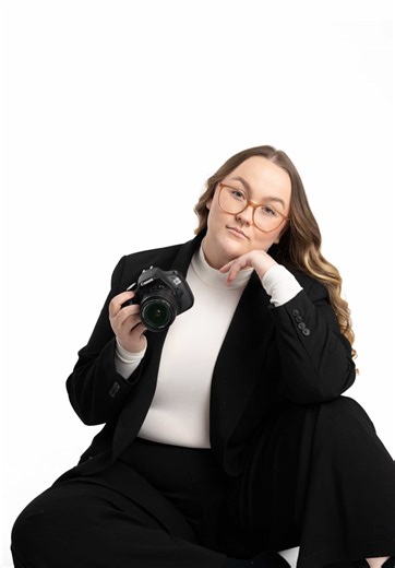 Behind the scenes mun ja Sofian kuvauksista studiolla 🩷 #valokuvaajaoulu #valokuvaaja #valokuvausoulu #valokuvaajasuomi #valokuvaus Brändikuvaus Oulu