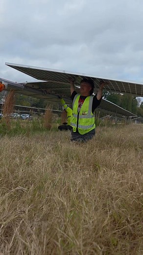 1.5K views · 4 comments | I think I can/ solar powered #littlepeoplebigworld #littlepeople #midgetnation #midgetstyle #springvalleynews #littlepeoplebigdreams #littlemonsters #ithinkicanithinkican #coworkers #coworking #workbuddies #workdayvibes #normalday #solarpower #solarenergy #solarlights #solar | Travis Yudnich | Facebook