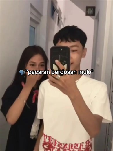 Pacaran Berdua: Keseruan dan Tantangannya