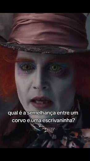 Semelhança entre Corvo e Escrivaninha