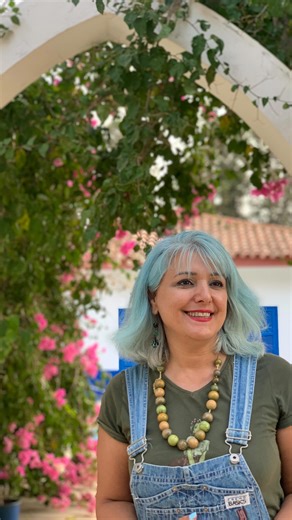 143K views · 9.5K reactions | Chores Vs Errands Produced and edited by: Pegah Hazari #englishonline #TESOL #TEFL #ESL #englishteaching #englishlearning #paneldiscussion #IELTS #TOEFL #EPT #Englishgrammar #quiz #Proficiency #zoomclasses #onlineclasses #English-lecturer #usefulvocabulary #collocations #synonyms #Educationaldepartments #Cyprusuniversities. #englishgrammar #English #riddle #English mistakes | EPD Class Online | Facebook