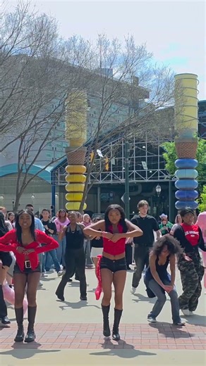 🇺🇸Kpop in Public - GIRLSET Tweak