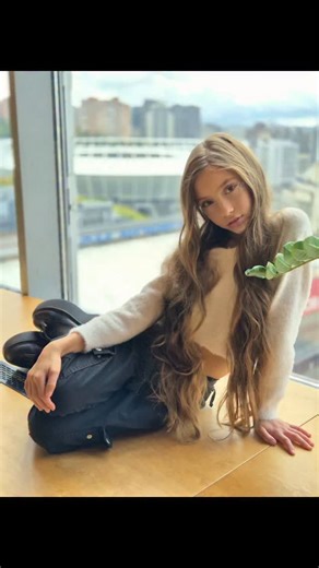 ANITA KHAMITOVA on Instagram: "#ukraine #kyiv #model #khamitova_anita #novakids #novakidsmediashool #novalend #modeling #ukrainegirl #fashion #kidmodel #fashionkids #fotomodel #moda #kidsmodelua #kidsmodelukraine #look #photo #modelstyles #like #life #beauty"