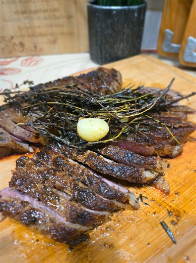 Medium cook steak#fyp #dinnerideas #steaktiktok #easyrecipe #steakdinner