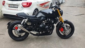 78K views · 4K reactions | Honda cb400sf revo mod cafe racer by Tự Thanh Đa #TựThanhĐa #caferacer | Garage Moto Tự Thanh Đa | Facebook