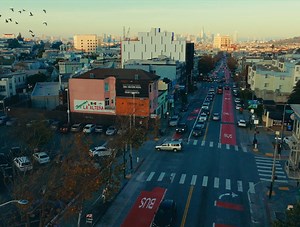 San Francisco, look up. Docker E2B just hit the skyline. Smarter, safer AI starts here with Docker’s MCP tools running natively in your E2B sandboxes. 🎥 Drone footage of the billboard 👇 #Docker #E2B #AgenticAI #DevTools #AI #SanFrancisco #CloudNative | Docker