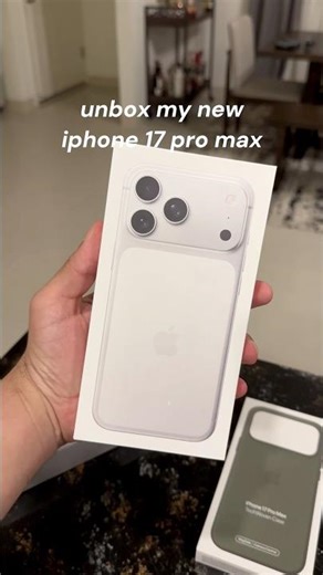 iPhone 17 Pro Max Silver (512GB) | Quick Hands-On & Unboxing