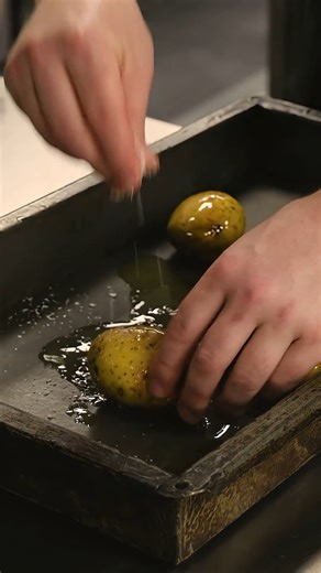 This is Why Potatoes Taste Better in Restaurants! | Fallow