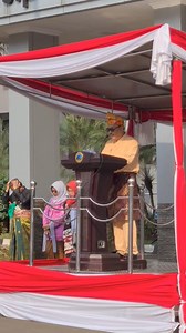 Tepat di Hari Kemerdekaan tanggal 17 Agustus ini, keluarga besar Arsip Nasional Republik Indonesia melaksanakan Upacara HUT ke-79 Republik Indonesia. Upacara yang dipimpin oleh Plt. Kepala ANRI, Imam Gunarto selaku Inspektur Upacara ini, diikuti oleh seluruh pegawai ANRI dengan tertib dan khidmat. Selamat memperingati Hari Kemerdekaan Republik Indonesia, #SahabatArsip! Nusantara Baru, Indonesia Maju! | Arsip Nasional Republik Indonesia | Facebook