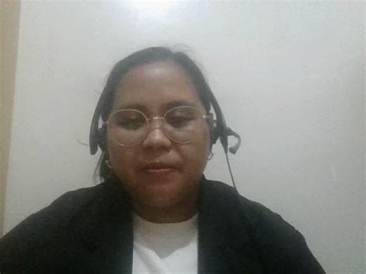 Nexan U. tutor video introduction on Preply