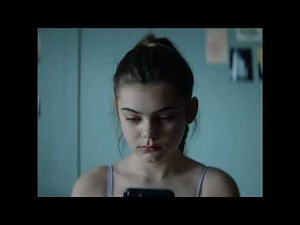 Reverse Selfie | Dove