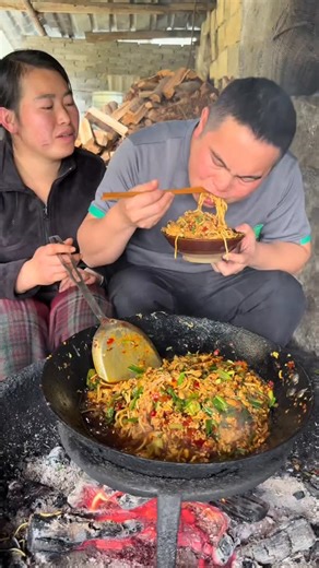 Bongnior on Instagram: "My Husband, you are the one I love the most. You have worked hard. I will make you delicious food Ep325"