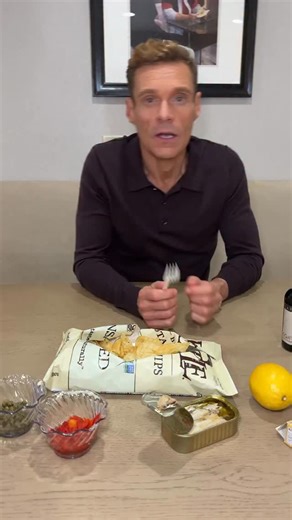 Make the snack worthy of its own performance for #AmericanIdol tonight. “Charcuterie Chips”: salty, citrusy, crunchy… A full flavor audition. | Ryan Seacrest
