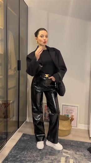 What a pretty leather pants😍 you can buy it on our online shop #leatherpants #leatheroutfit