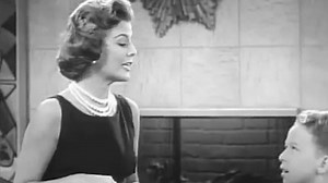 Marjorie Lord -- Pioneer TV Star Dead