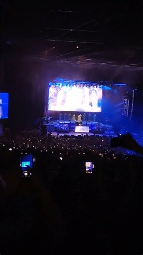 TLC live Waterfalls. Encore at the Xfinity theater #concert