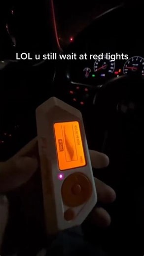 Flipper Zero vs Red Light #flipperzero #hacking #hacker #arduino #hackingdevices #electronic