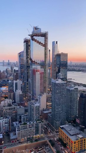 Exploring the Greatest City in the World | NYC Travel Guide