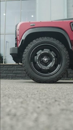 Land Rover Defender 110 Classic | Stunning Red Edition!