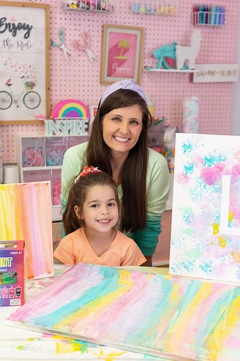 Anyone can be an artist with Tulip Tempera Paint Pouches! 🎨🌈 Get inspired to create your own art with this easy painting tutorial from @craftboxgirls! ✨ #diywallart #wallartdecoration #kidscrafts #kidspaintparty #kidspainting #temperapaint #paintingprocess #tulipcolorcrafts #kidscrafts #kidscraftsideas | TulipColorCrafts
