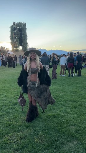 Estilo Boho Chic: Looks y Outfits para Chicas