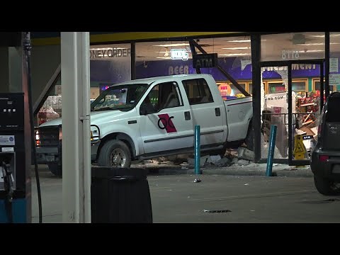 Robbers shot during failed smash-and-grab
