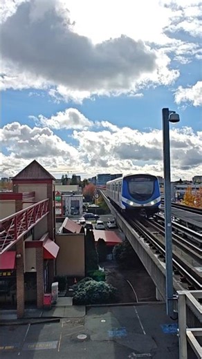 Canada Line Skytrain | Capstan Station 🚉