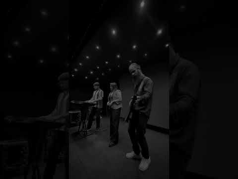 Unleashing the KEYTAR : solo after solo | Insane Keytar Solos