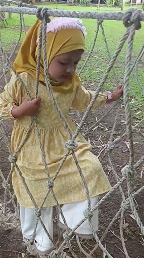 Very Dangerous!!! Shanum Calls Her Mom While Crossing the Rope Bridge 😱😱😱 #shorts #numnum #funny